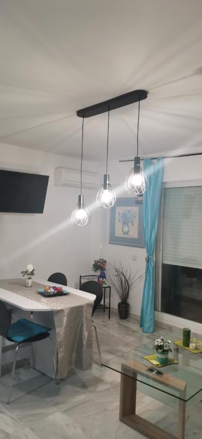 Apartamento Con Wifi, Mascotas Bienvenidas ベニドルム エクステリア 写真