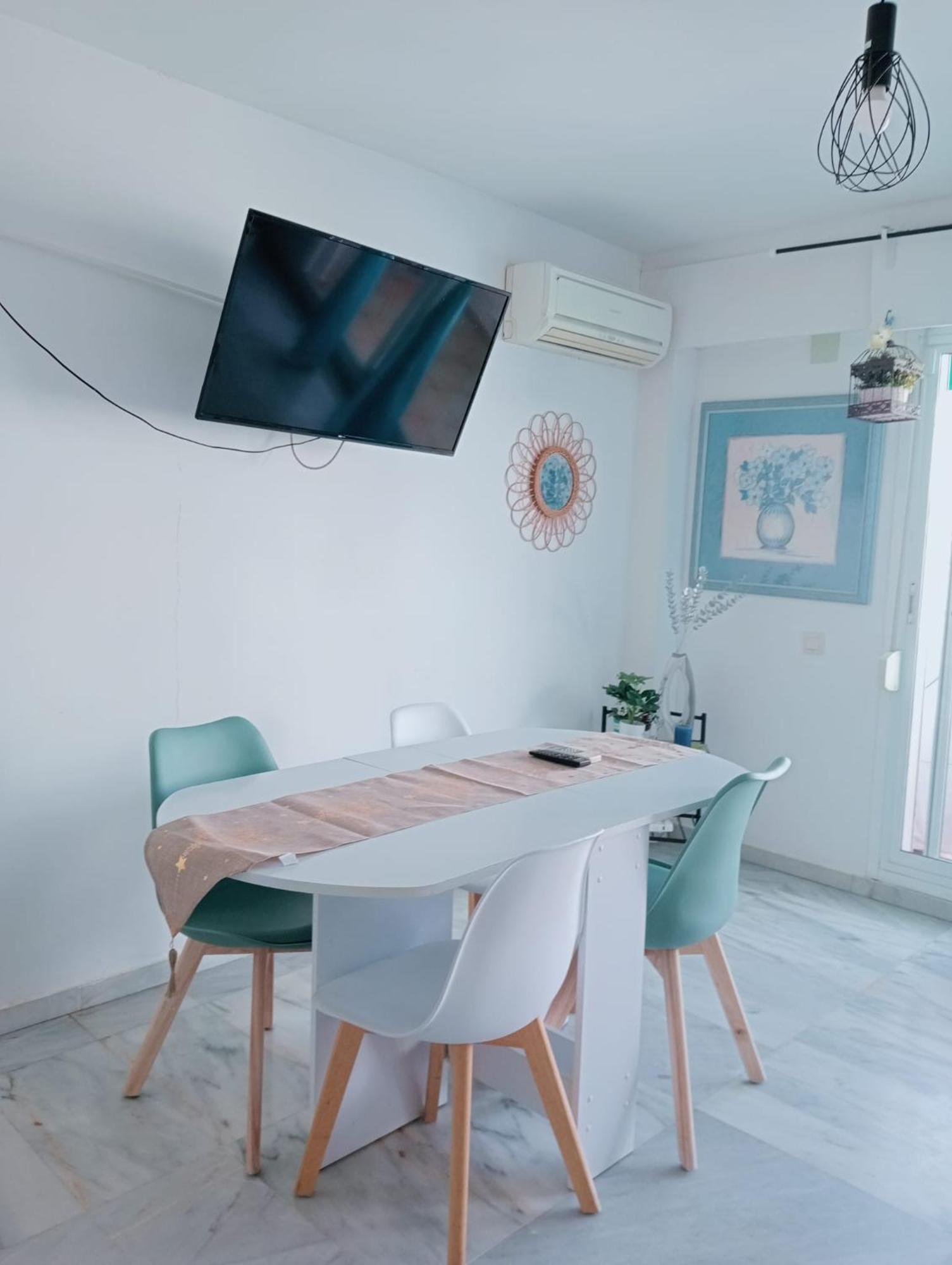 Apartamento Con Wifi, Mascotas Bienvenidas ベニドルム エクステリア 写真